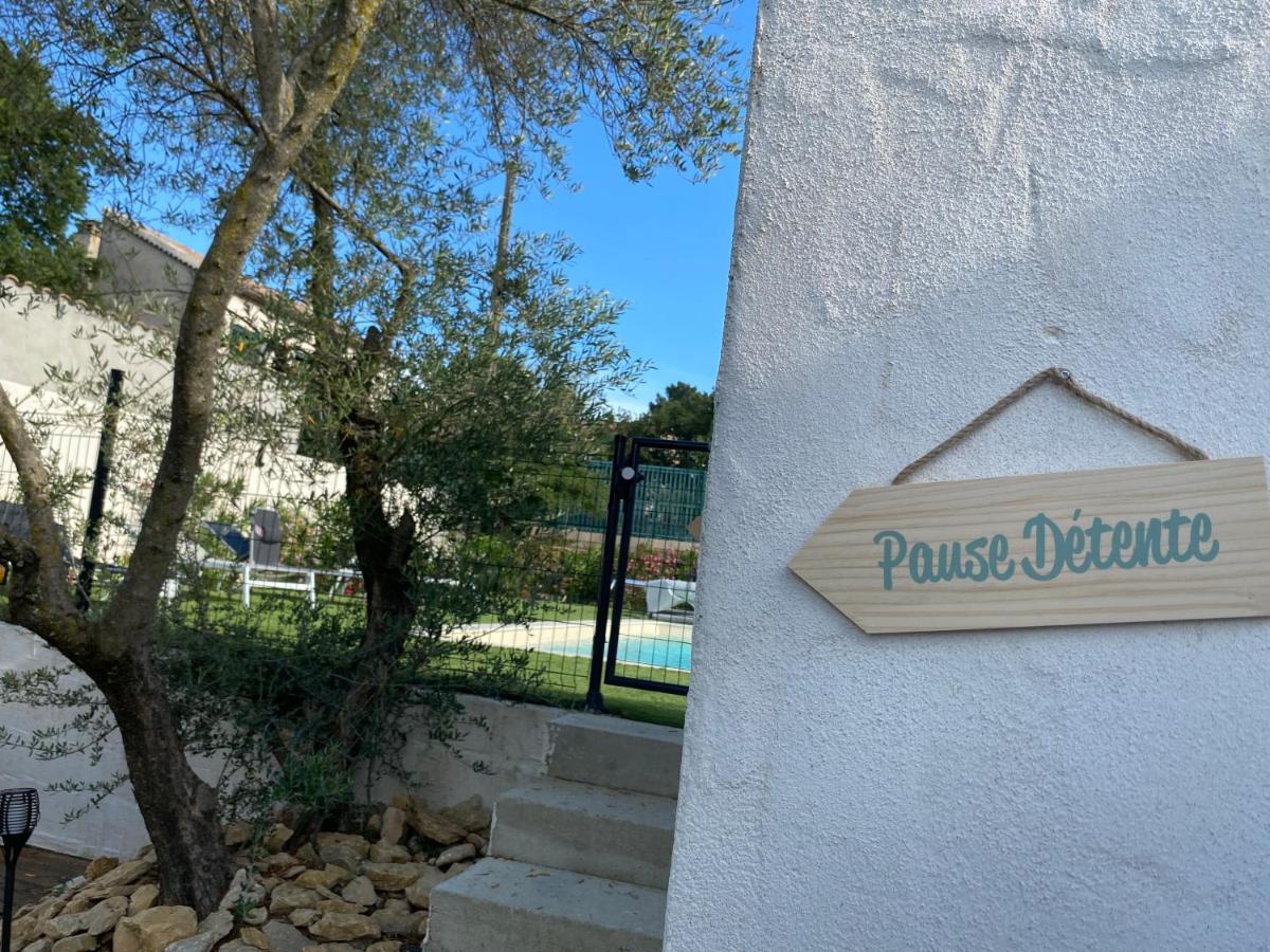 Gite Climatise Avec Piscine Sur Les Hauteurs De Bollène מראה חיצוני תמונה