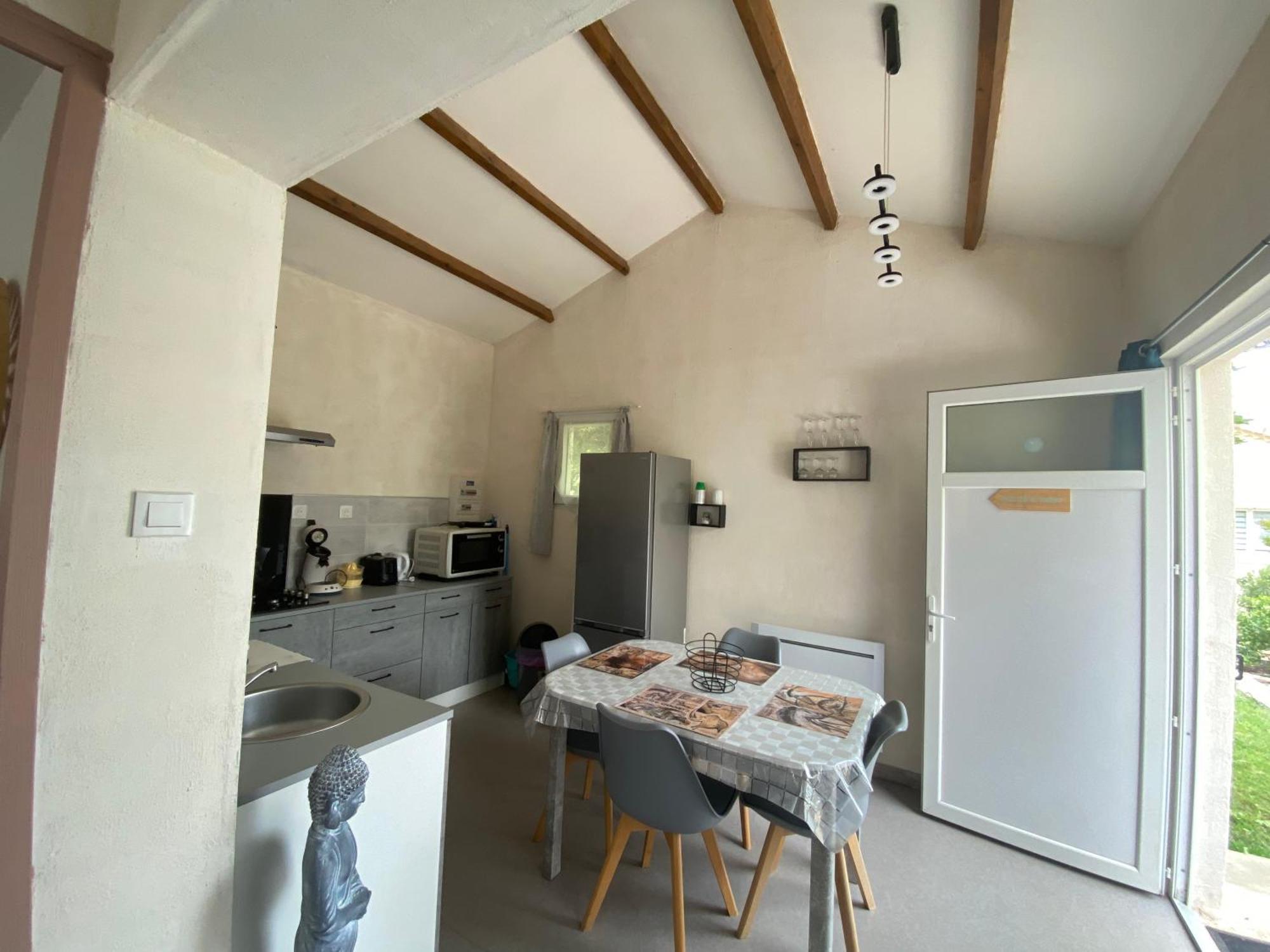 Gite Climatise Avec Piscine Sur Les Hauteurs De Bollène מראה חיצוני תמונה