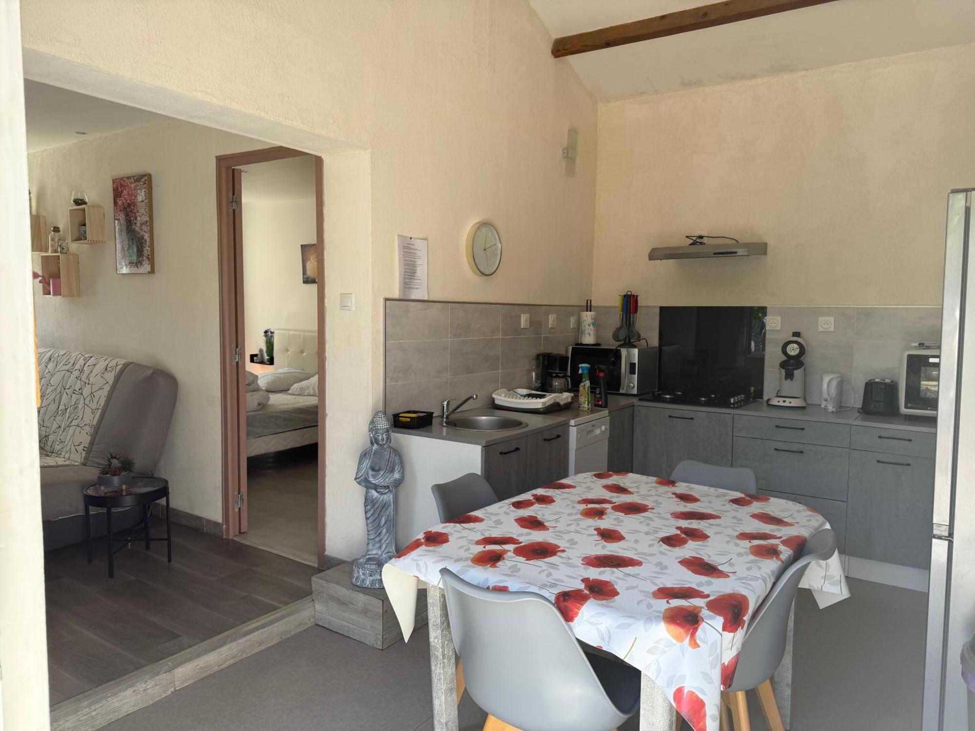 Gite Climatise Avec Piscine Sur Les Hauteurs De Bollène מראה חיצוני תמונה